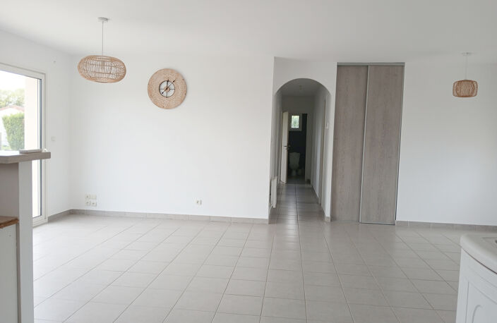 Maison de plain-pied 5 pièces avec terrain et garage — photo 4