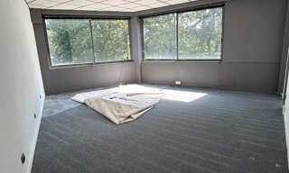 Bureau 5 Pièces 100 m² à louer à Dardilly (69570)