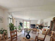 170 m2 de confort sur 1800 m2 de terrain -- Saint-Cézaire — photo 4