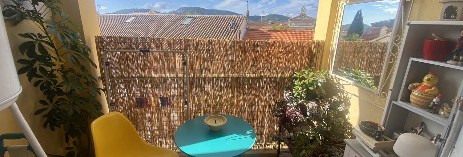 Appartement 1 Pièce 30 m² à louer à Hyères (83400)