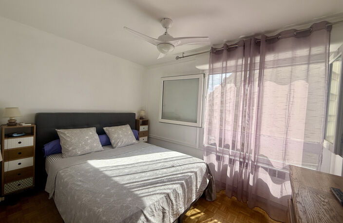 Spacieux  T2 avec balcon et stationnement — photo 4