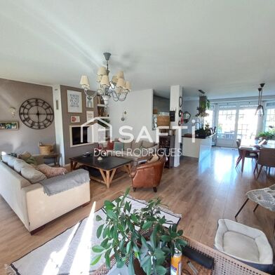 Maison 8 pièces 802000 €