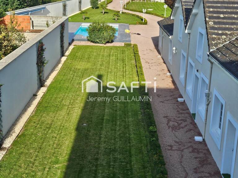 Maison 311m² Varennes sur Allier — photo 1