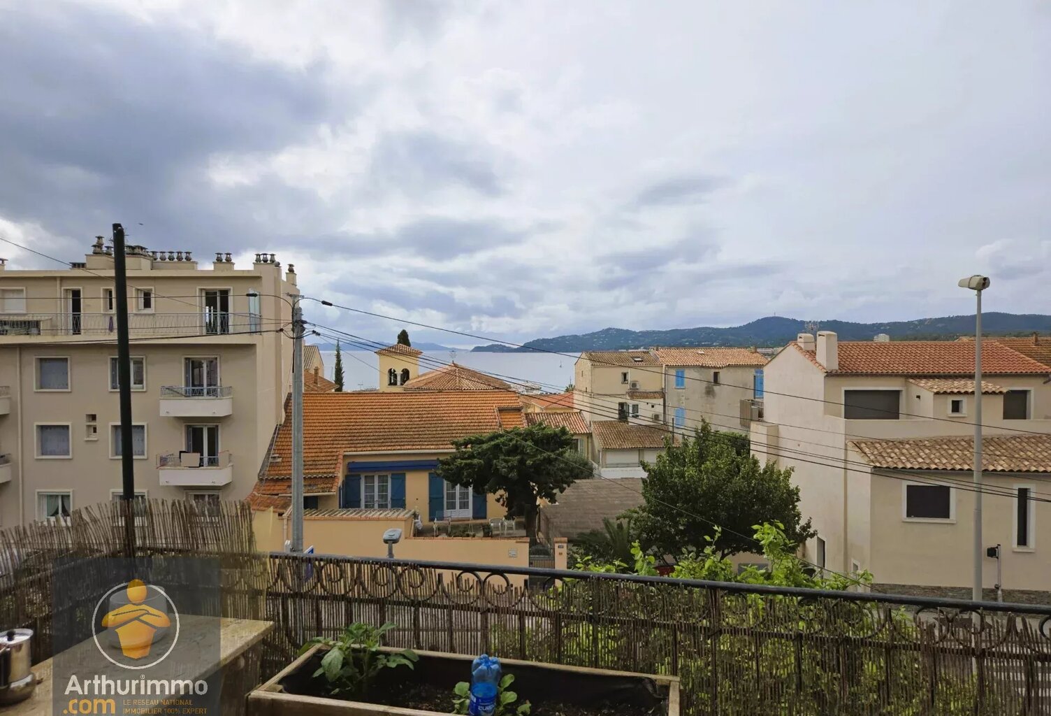T4 CENTRE VUE MER AVEC PARKING ET TERRASSE — photo 1