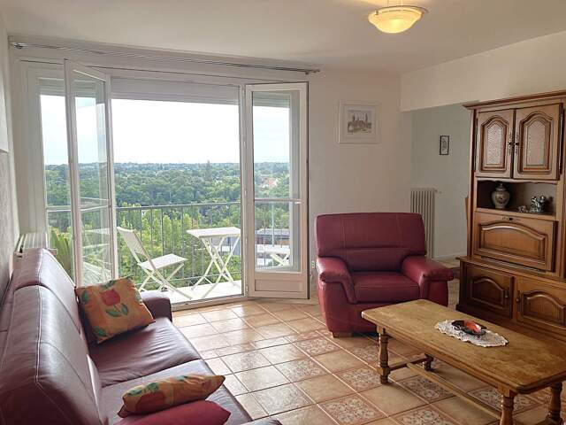 Appartement 4 pièces 79 m² à Tours — photo du bien