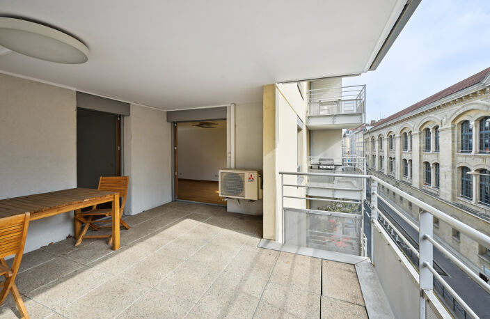 Vitton/ rue Tête d'Or Appartement 3 chambres avec terrasse e — photo 5