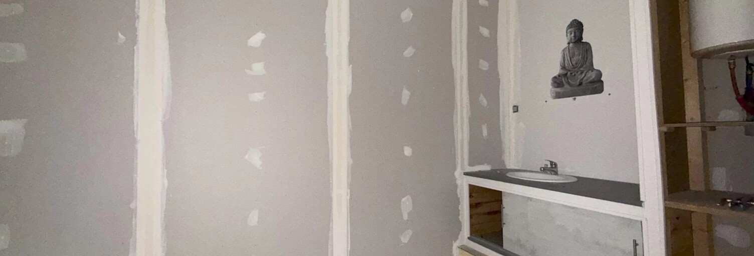 Immeuble   m² à vendre à Mondragon (84430)