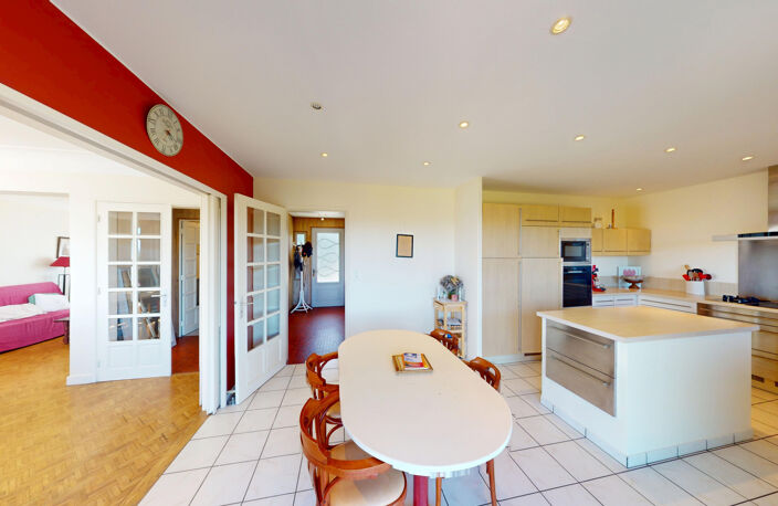 Maison T7 - 160 m2 - BARAQUEVILLE — photo 4