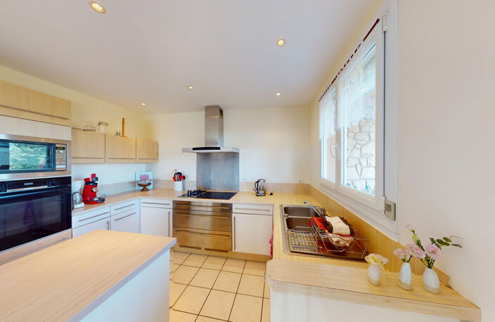 Maison T7 - 160 m2 - BARAQUEVILLE — photo 5