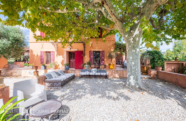 CABRIES:  Bastide de 254m² — photo 2