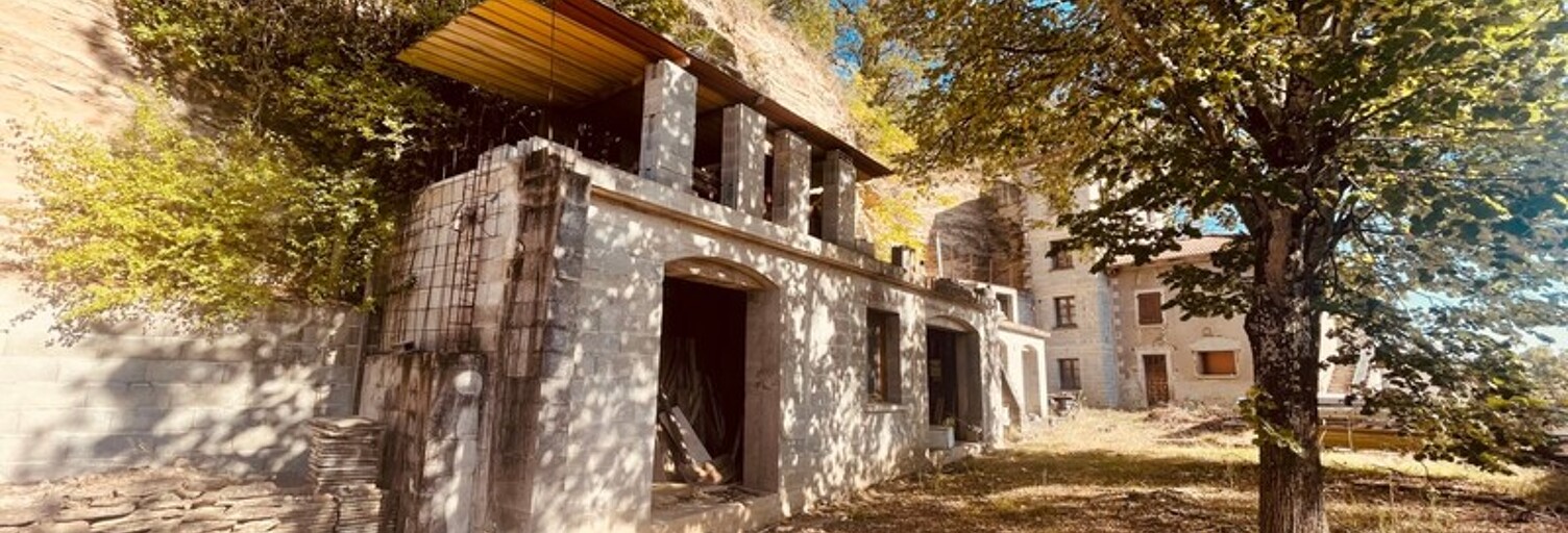 Maison 3 Pièces 106 m² à vendre à Charmes-sur-l'Herbasse (26260)