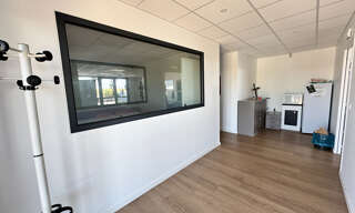 Commerce 4 Pièces 120 m² à louer à Sauvagnon (64230)