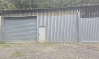 Garage  158 m² à louer à Jurançon (64110)