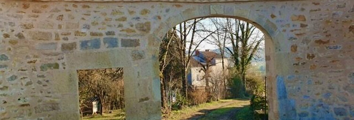 Maison 8 Pièces 226 m² à vendre à Lissac-et-Mouret (46100)