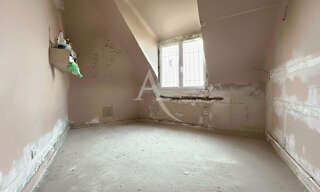 Appartement 1 Pièce 9 m² à vendre à Courbevoie (92400)