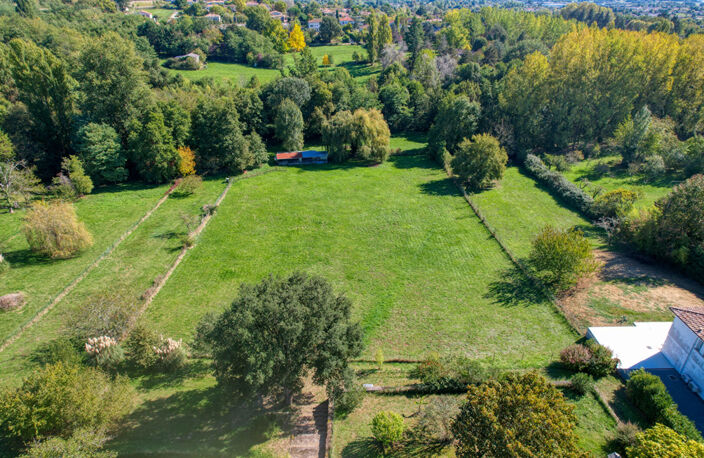 Longère en pierre 180 m² - Quartier Eysses — photo 3