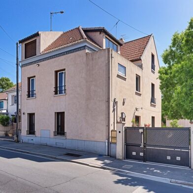 Maison 7 pièces 560000 €