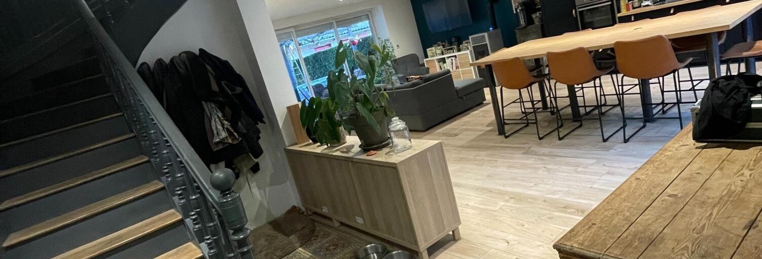 Maison 5 Pièces 198 m² à vendre à Riom-ès-Montagnes (15400)