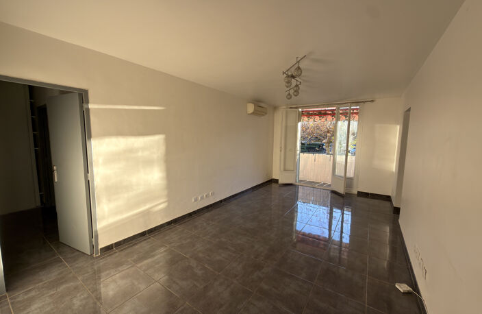 Marseille 10 ème St Tronc à vendre appartement 4 pièces parking — photo 2