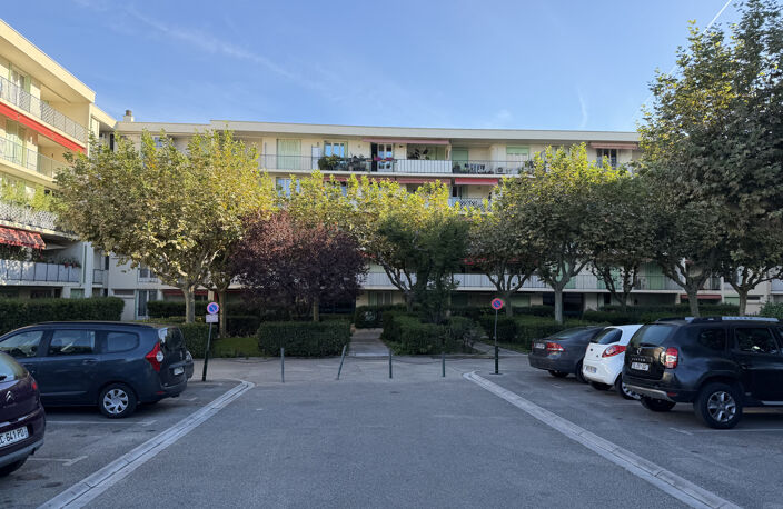 Marseille 10 ème St Tronc à vendre appartement 4 pièces parking — photo 3