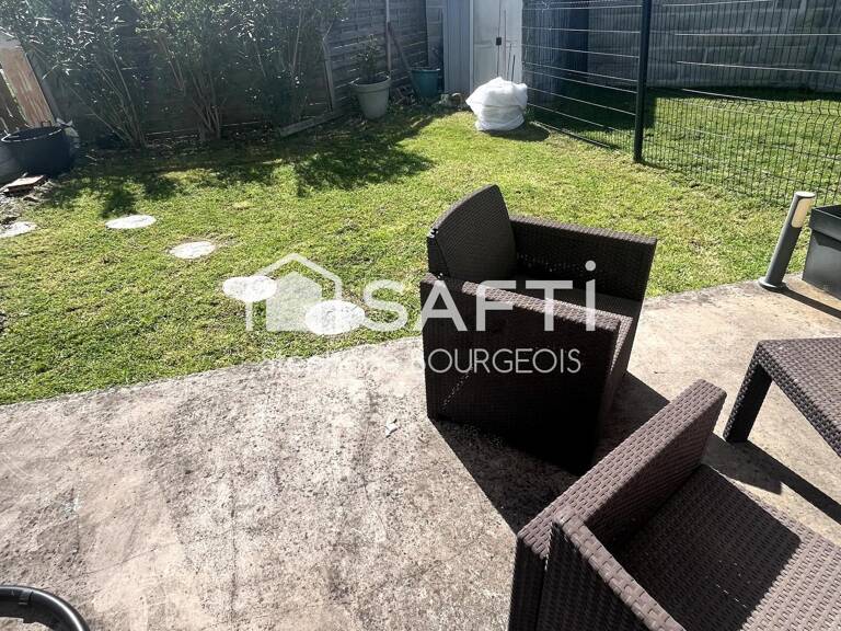 Maison mitoyenne avec jardin, proche des plages et de Saujon sans travaux. — photo 1