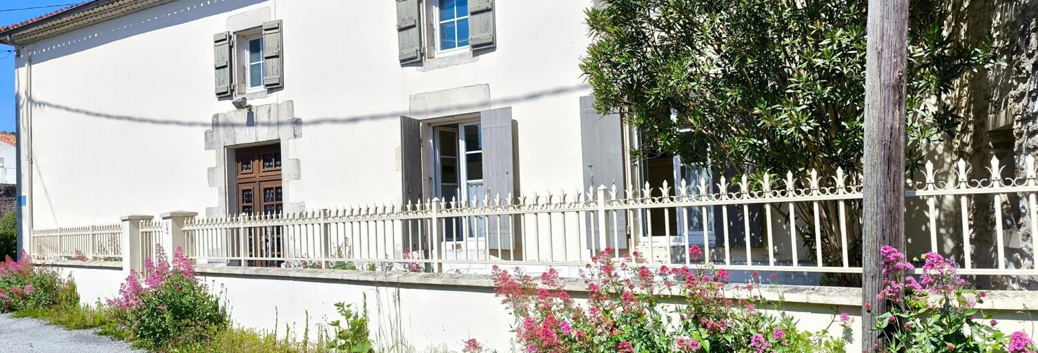 Maison 5 Pièces 125 m² à vendre à Lozay (17330)