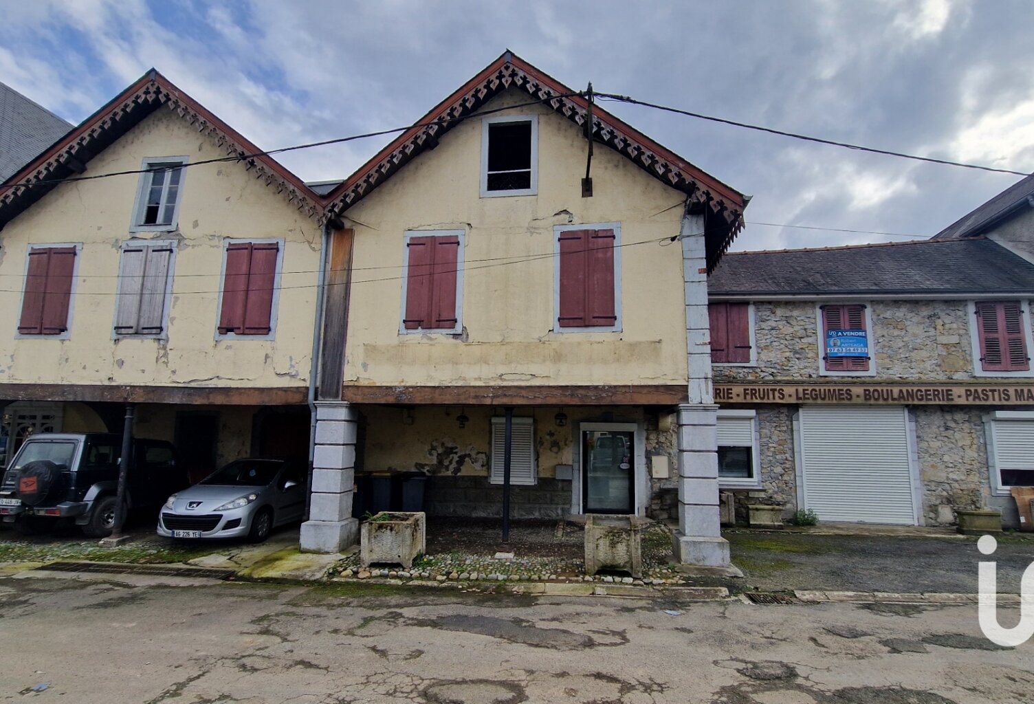 Vente Immeuble 830 m&sup2; — photo 1