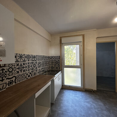 Appartement 3 pièces 64800 €