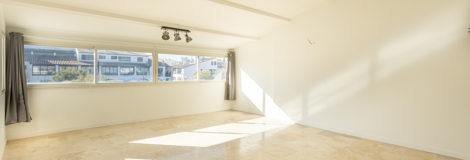 Immeuble  310 m² à vendre à Saintes-Maries-de-la-Mer (13460)