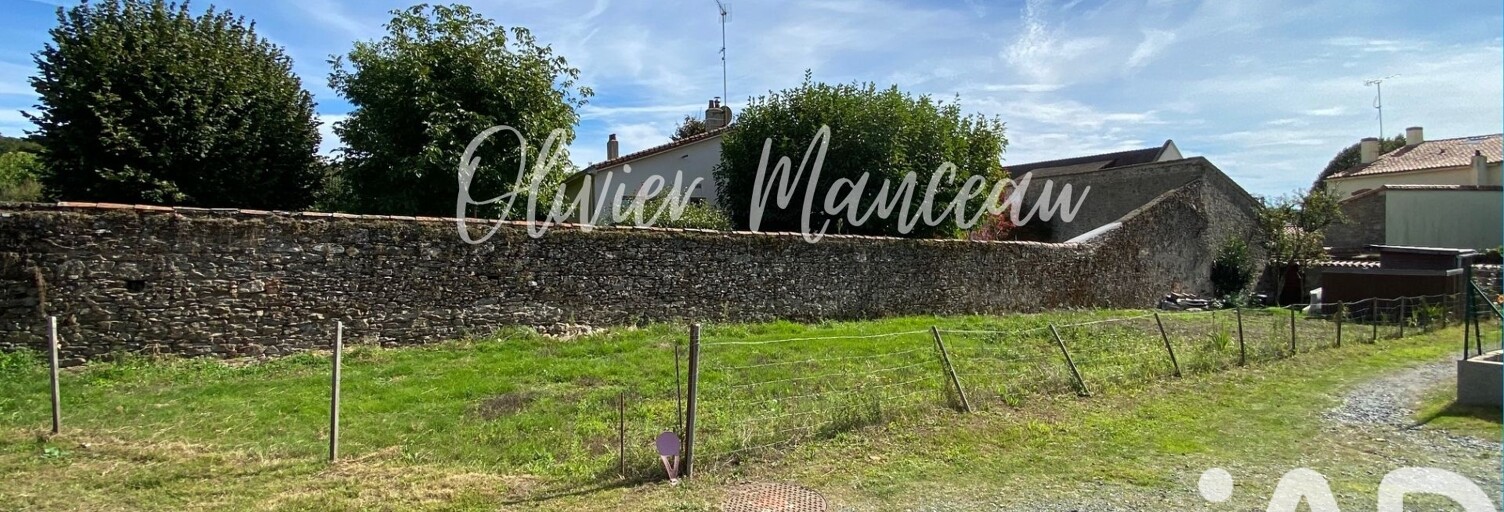 Terrain  245 m² à vendre à Les Herbiers (85500)