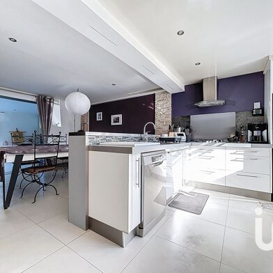 Maison 5 pièces 279000 €