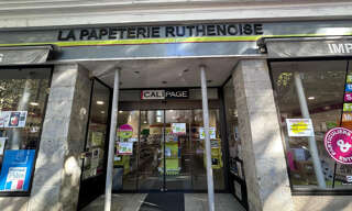 Commerce  330 m² à louer à Rodez (12000)