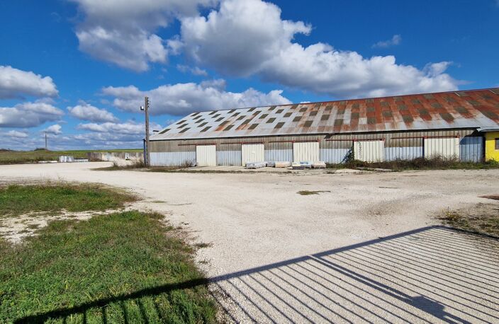 Vente Immeuble 1 760 m&sup2; — photo 2