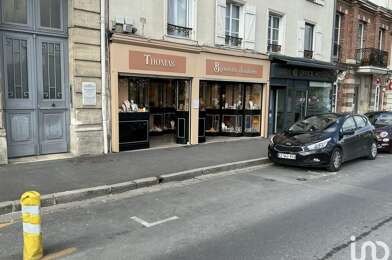 Commerce  95000 €