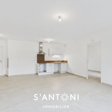 Appartement 3 pièces 234000 €