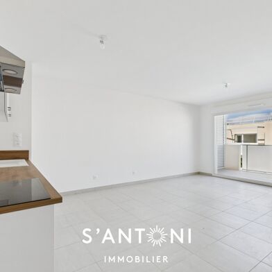 Appartement 2 pièces 220000 €