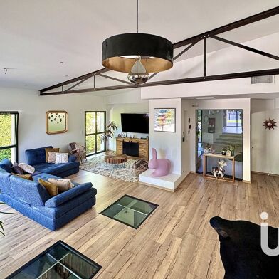 Maison 6 pièces 850000 €