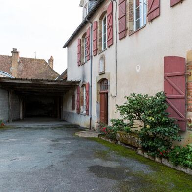 Immeuble  161250 €