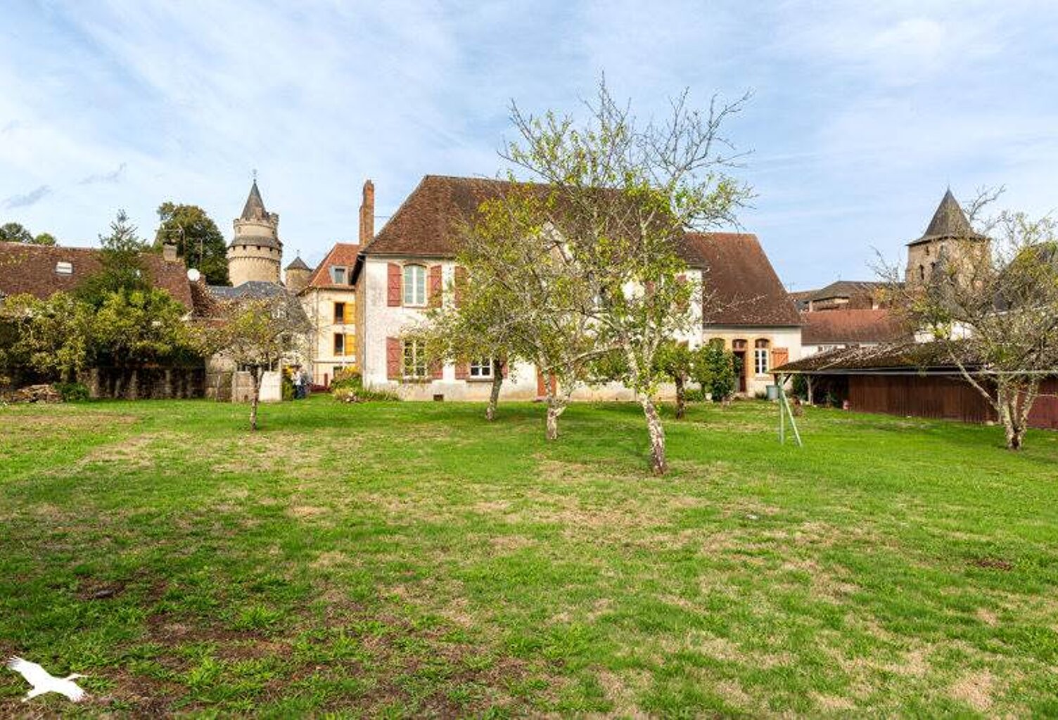 Vente immeuble   Coussac-Bonneval (87500) — photo 1