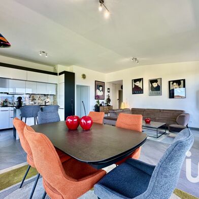 Appartement 4 pièces 699000 €