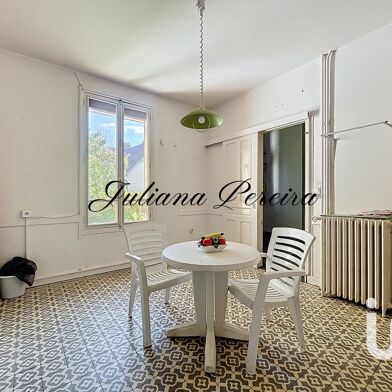 Maison 11 pièces 353000 €