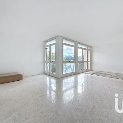 Appartement 5 pièces 160000 €