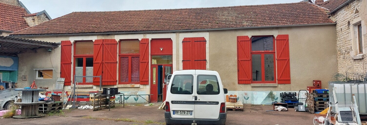 Immeuble  300 m² à vendre à Ravières (89390)
