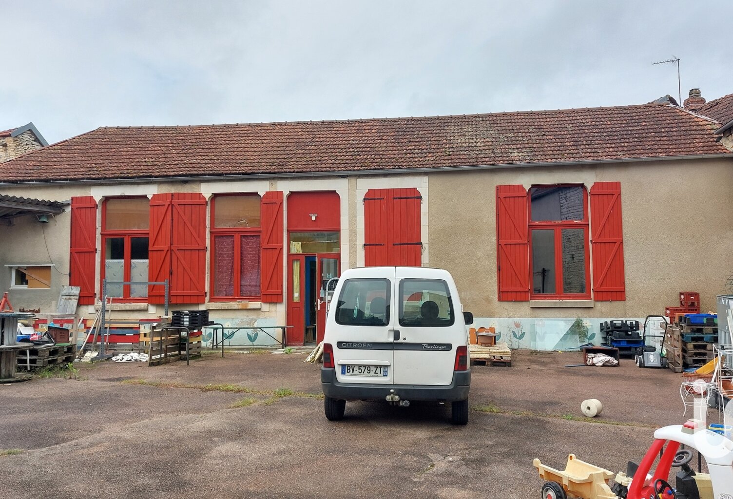 Vente Immeuble 300 m&sup2; — photo 1
