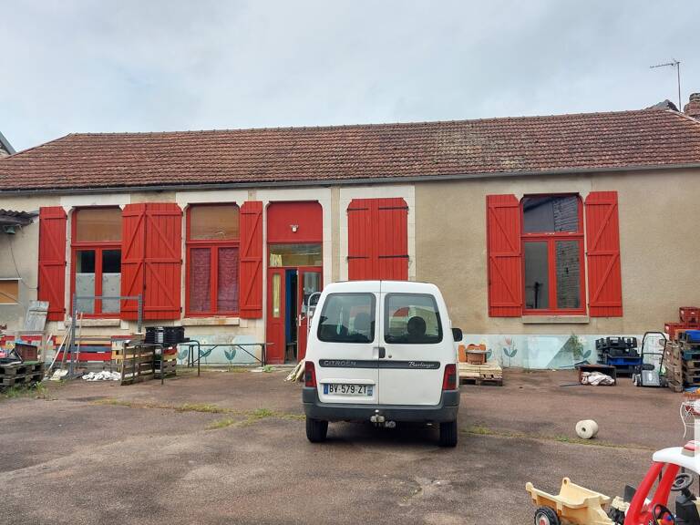 Vente Immeuble 300 m&sup2; — photo 1