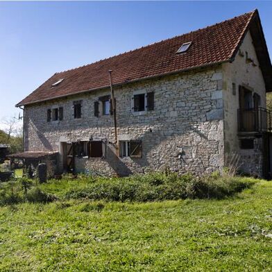 Maison 19 pièces 856080 €