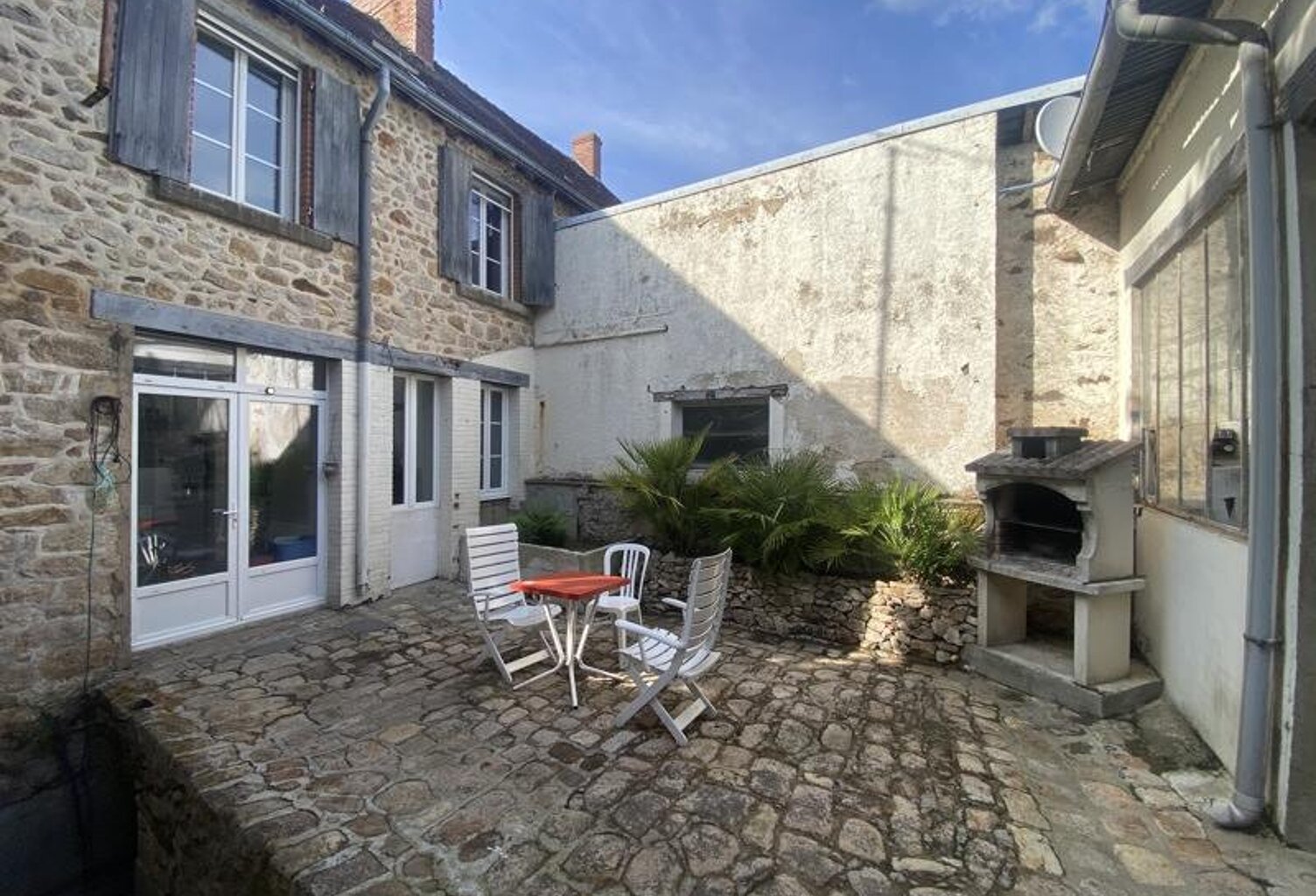 Maison de bourg de 5 pièces principales — photo 1