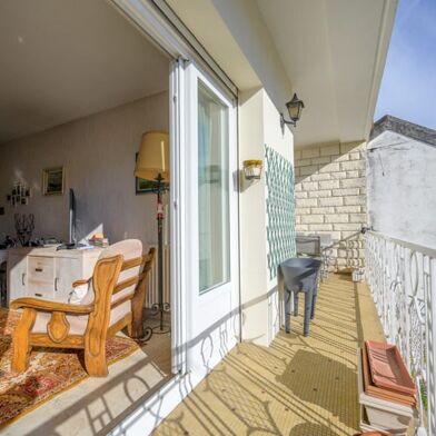 Maison 7 pièces 680550 €