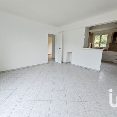 Appartement 3 pièces 30000 €