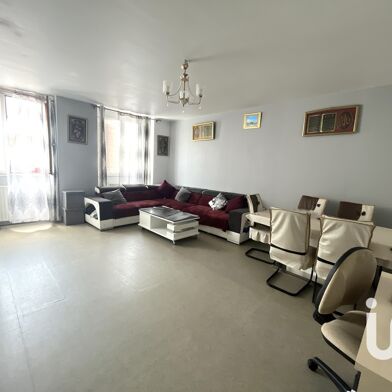 Appartement 6 pièces 106000 €